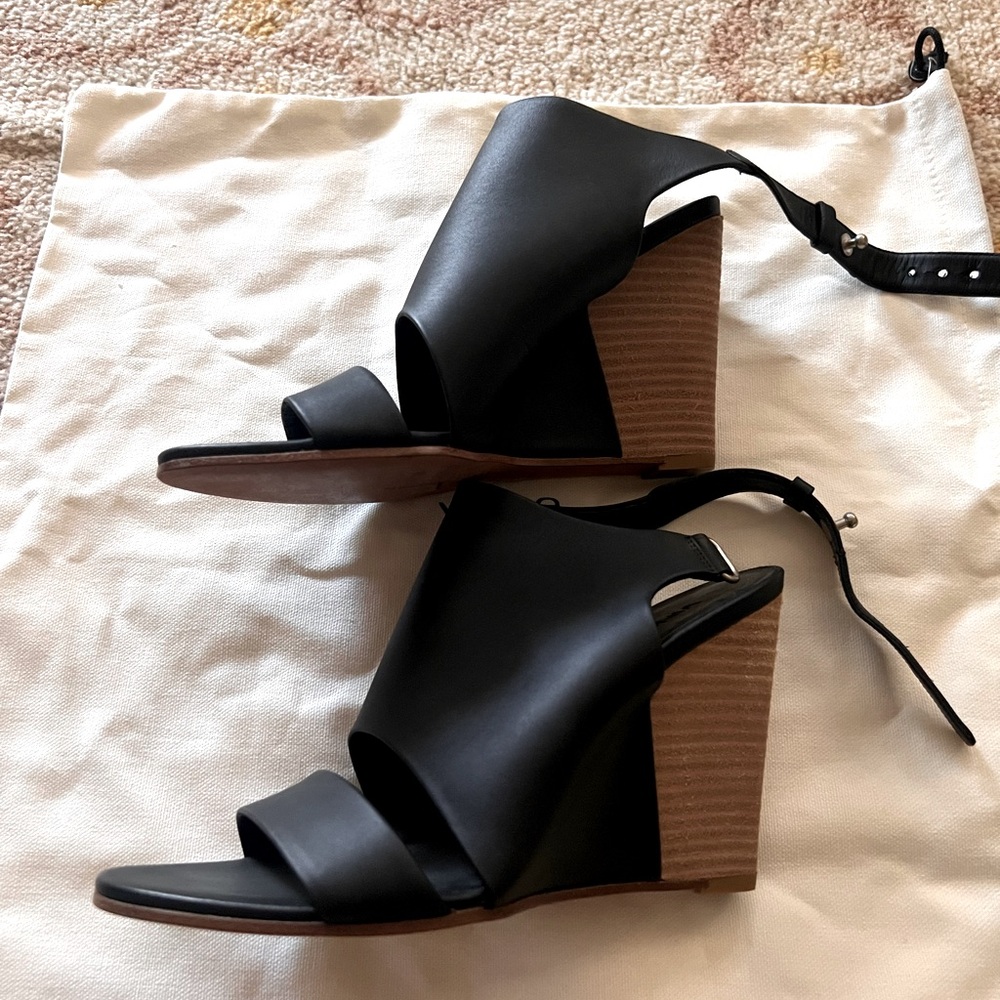 New Vince Black Leather Open Toe Wooded Wedge Sandals- sz 7 | 37.5